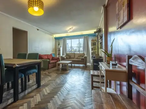 VENTA DEPARTAMENTO DE 4 AMBIENTES CON BALCON EN ALMAGRO