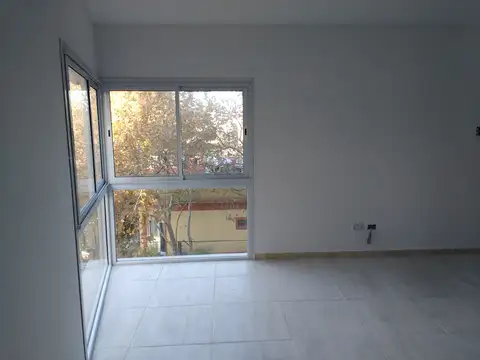 Alte.Brown 3300, Piso 3