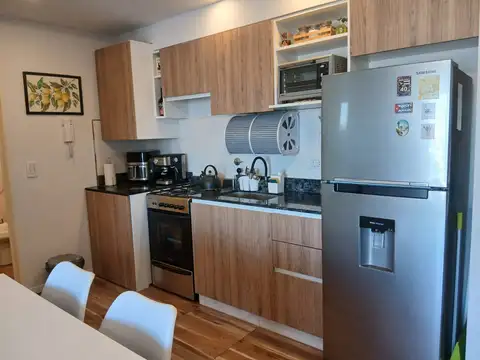 Departamento dos amb balcón pileta parrilla