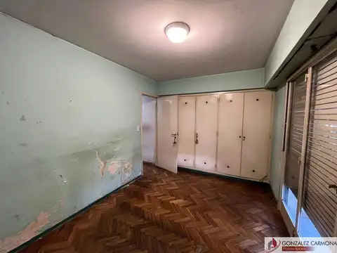 Departamento en Venta en Villa del Parque, USD 145.000