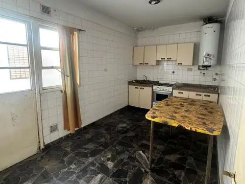Departamento en Venta en Villa Luzuriaga, USD 49.000