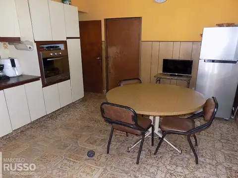 CHALET 6 AMBIENTES – PQUE. JOHNSTON