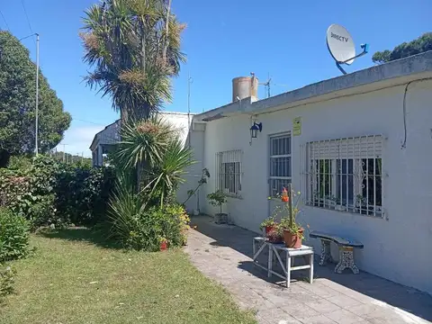 VENTA CASA 3 AMB  PARQUE SANTA ISABEL CHAPADMALAL