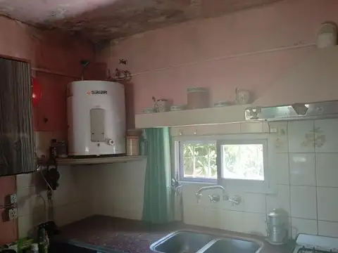 VENTA CASA 3 AMB  PARQUE SANTA ISABEL CHAPADMALAL