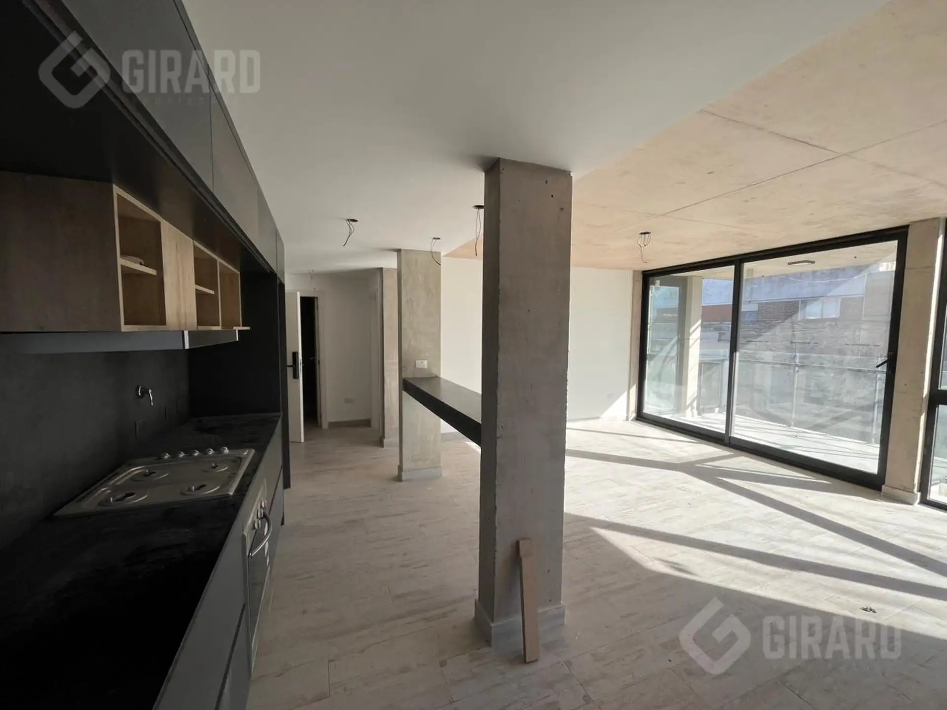 Venta de departamento 3 ambientes con cochera a estrenar. Ubicado en zona Chauvin