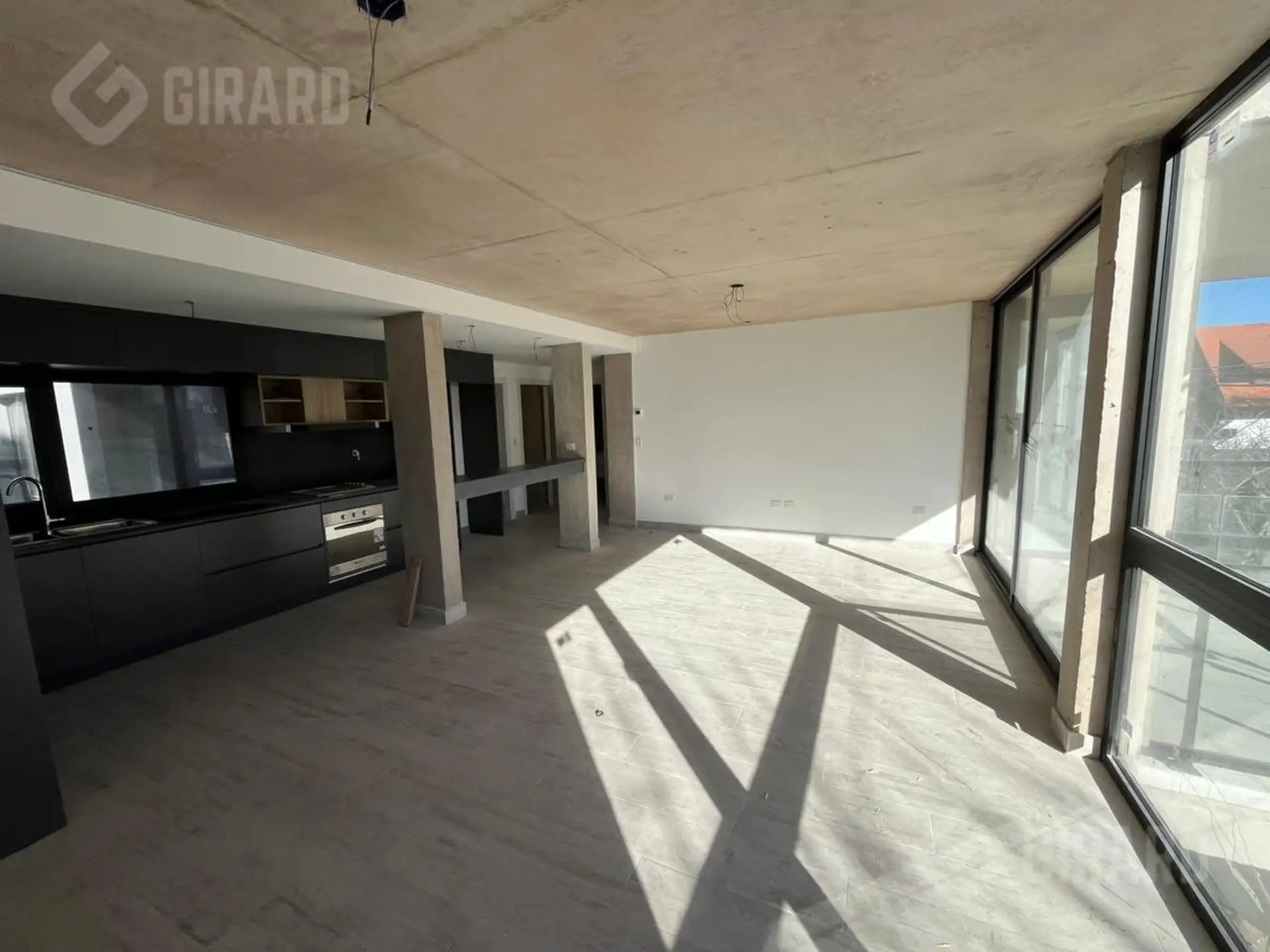 Venta de departamento 3 ambientes con cochera a estrenar. Ubicado en zona Chauvin