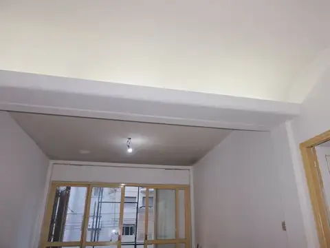 Departamento en Venta en Caballito Sur, USD 179.000