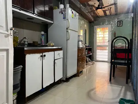 Casa 3 ambientes con 1 baño