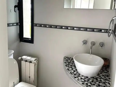 Casa en Venta con 5 cocheras