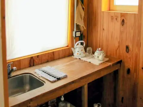 Casa 2 ambientes con 1 baño