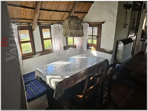 Casa 5 ambientes con 1 baño