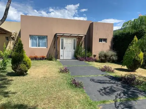 Oportunidad! Hermosa Casa Con Pileta En San Ramon, Pilar Del
