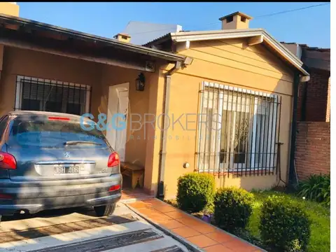 CHALET IMPECABLE - ITUZAINGO