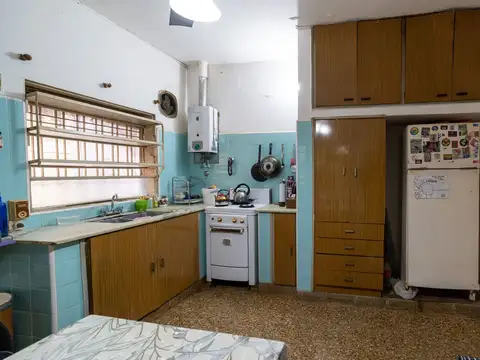 VENTA CASA PASILLO BARRIO TABLADA