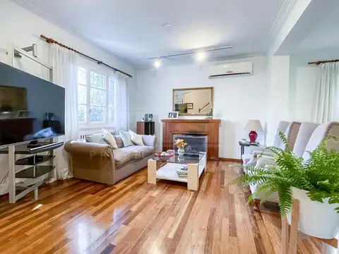 Casa 5 ambientes con 2 baños