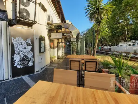 Local en Venta en Olivos Vias/Rio, USD 250.000