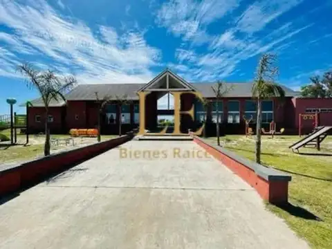 Venta de lote en Barrio privado El Ensueño
