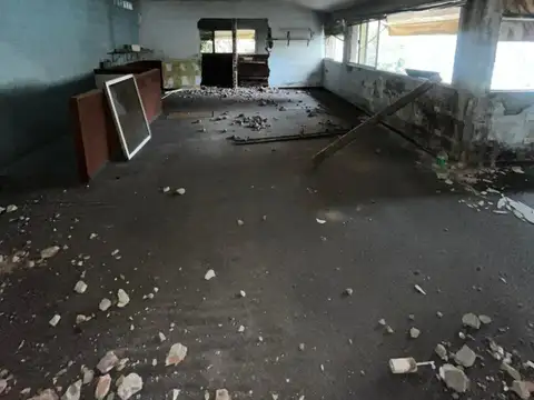 DEPOSITO  Y OFICINAS EN VENTA