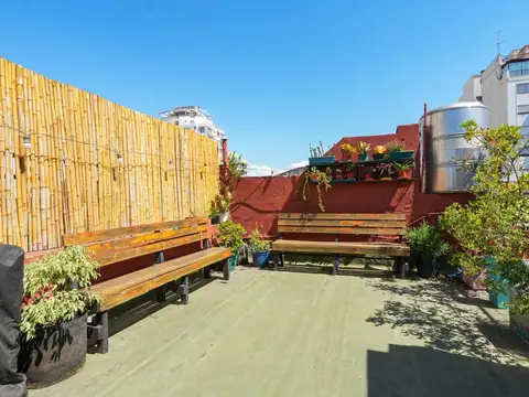 Depto Tipo Casa en Venta al Este