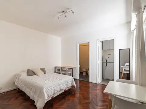 Avenida Cordoba al 1300