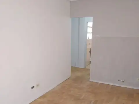 Aranguren 2900, Piso 5