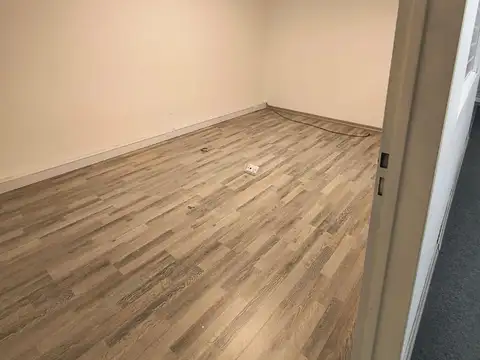 Oficina en Alquiler en Retiro, USD 1.000