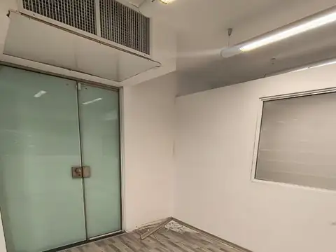 Oficina en Alquiler al Este