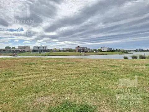 Terreno en Venta 25  mts Frente