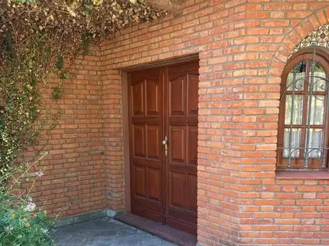 Casa en Venta en Burzaco, USD 200.000
