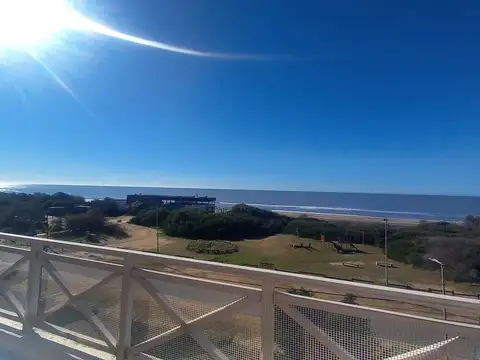 Departamento  en Costa del Este.