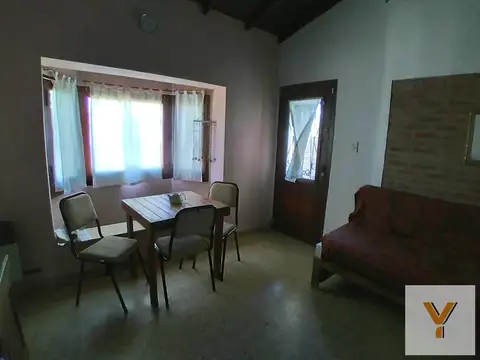 Casa en venta - 3 dormitorios 1 baño 1 cohera - 170mts2 - Lujan