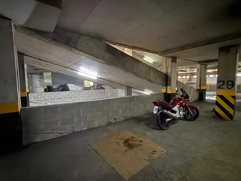 OPORTUNIDAD EN AVELLANEDA COCHERAS VENTA EN BLOQUE O INDIV.!