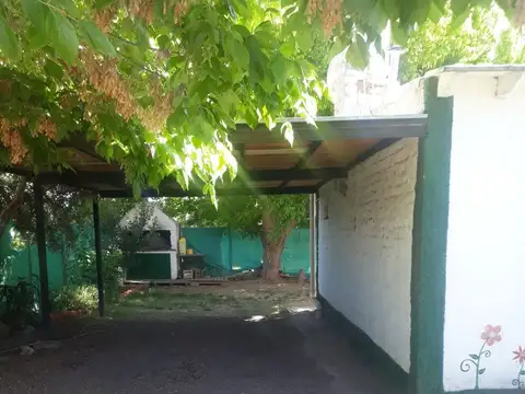 Calle Pública 100