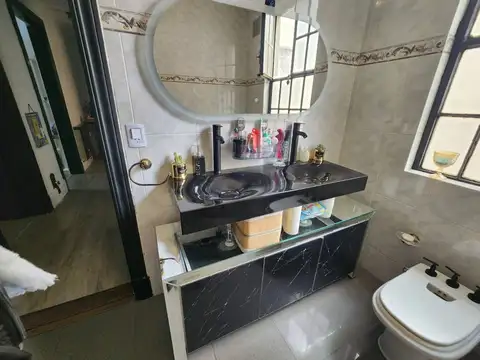 Depto Tipo Casa en Venta 56 años