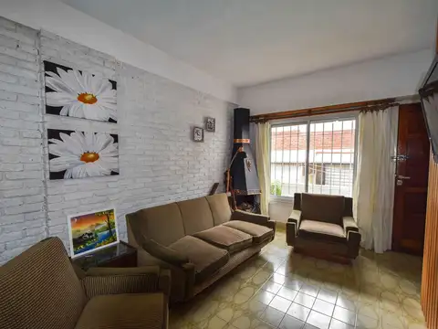 Depto Tipo Casa en Alquiler de 2 dormitorios