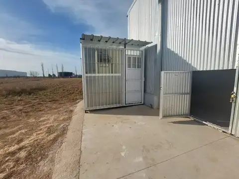 Galpón en venta zona infustrial Roldan