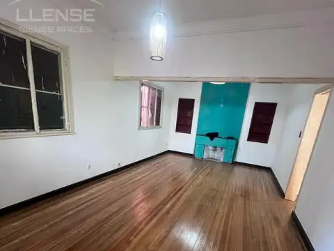 Casa 4 ambientes en alquiler - Ezpeleta Centro