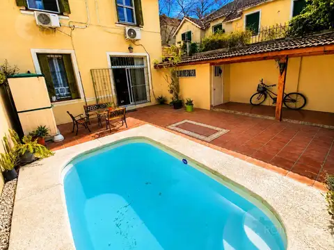 Casa en Venta con 1 cochera