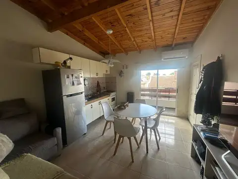Intendente Alvear 3500, Piso 2