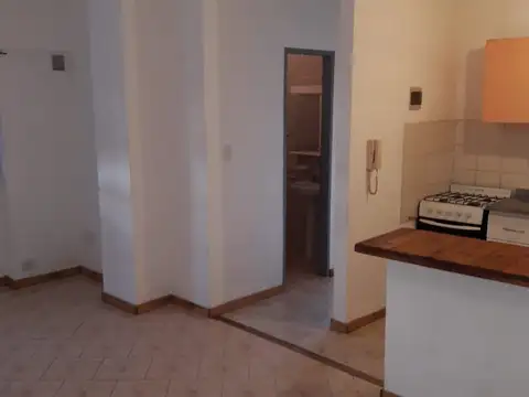 Cervantes 1200, Piso PB