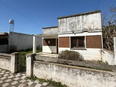 Casa en venta en Torres , Lujan.