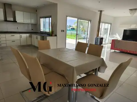Casa en Venta al Oeste