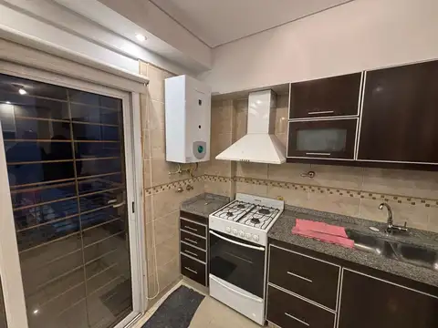 Departamento en Alquiler en Caseros, $ 630.000