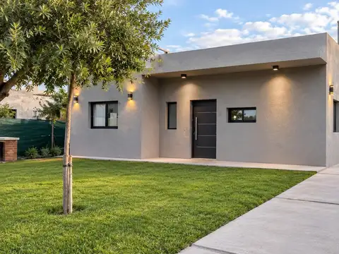 CASA EN VENTA EN SAN RAMON - PILAR DEL ESTE