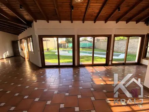 Casa en Alquiler en Bella Vista, $ 2.700.000