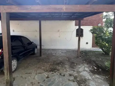 Depto Tipo Casa en Venta 40 años