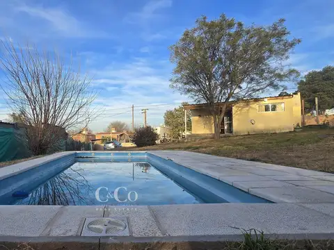 Casa 6 ambientes con 1 baño