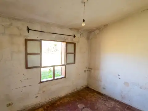 Casa 3 ambientes con 1 baño