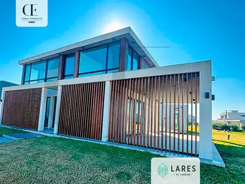 Casa en venta de 3 dormitorios c/ cochera en Lares del Canning
