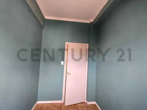 4 AMBIENTES CON BALCON CORRIDO SOBRE AV JUAN B JUSTO, VILLA CRESPO LUMINOSO